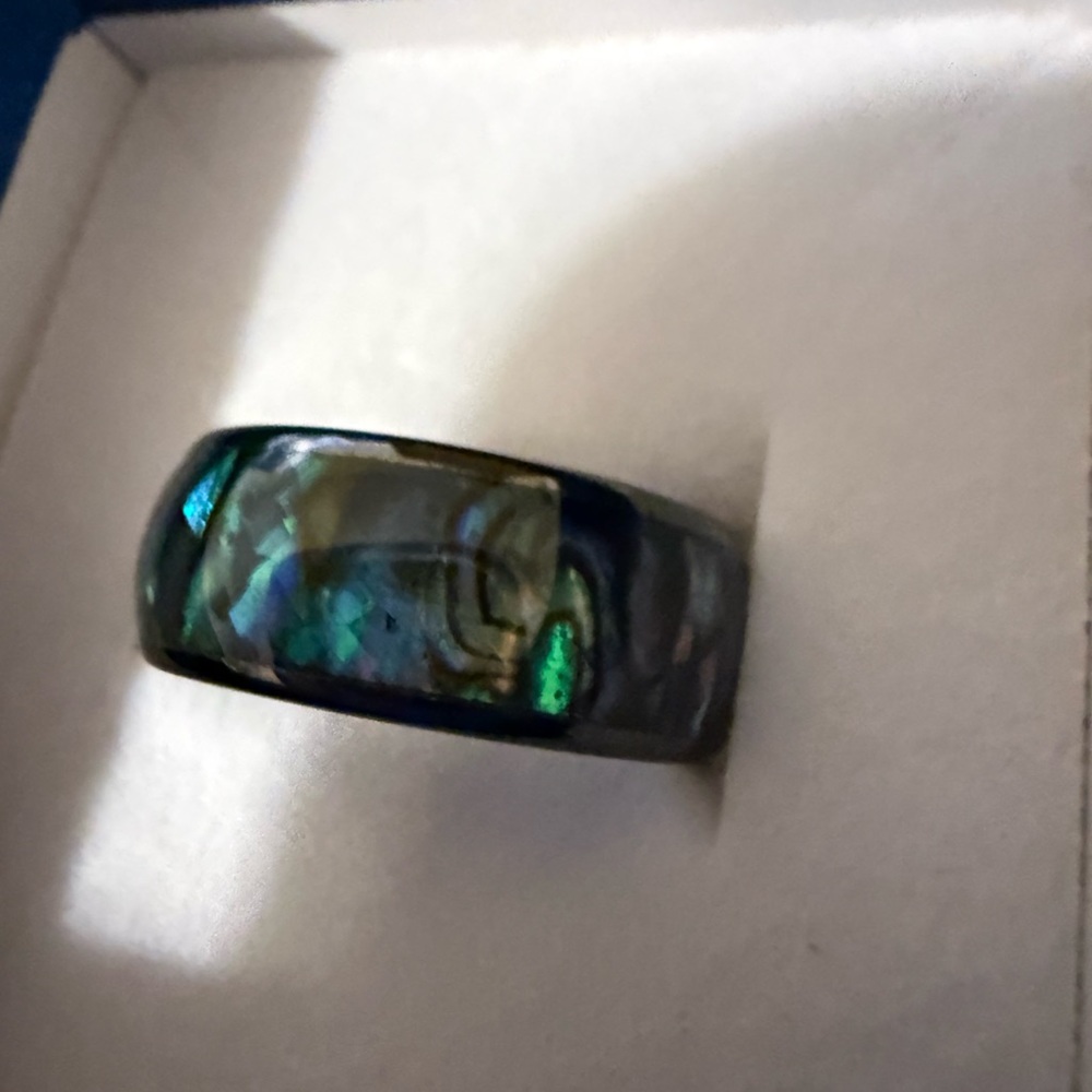 Elegant Abalone Shell Ring